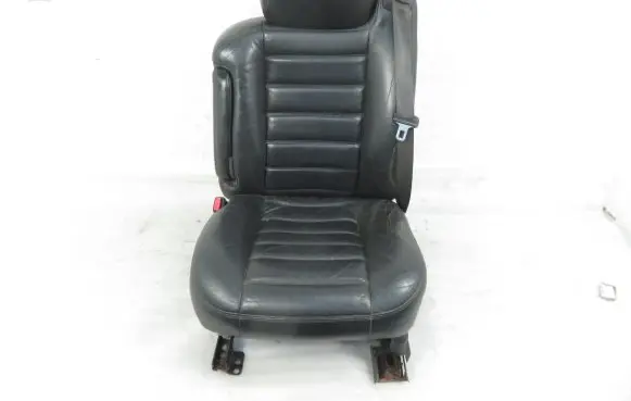 Hummer H2 Front driver seat 