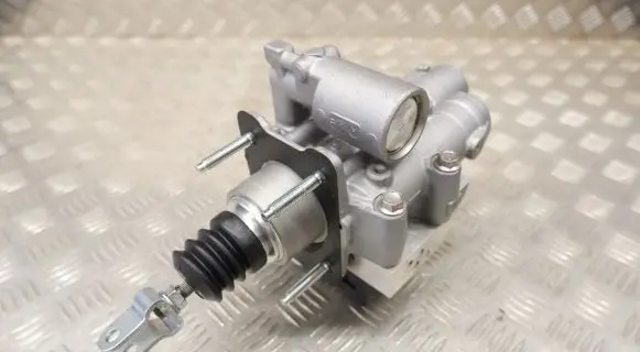 Lexus ES 250 - 300 - 330 ABS Pump 4727047040 4721033680