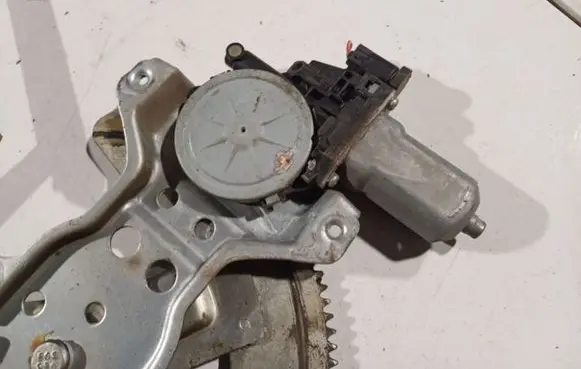Fiat Sedici Front door window regulator motor 8356063J00