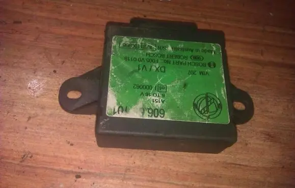 Alfa Romeo 166 Immobilizer control unit/module f005v00118