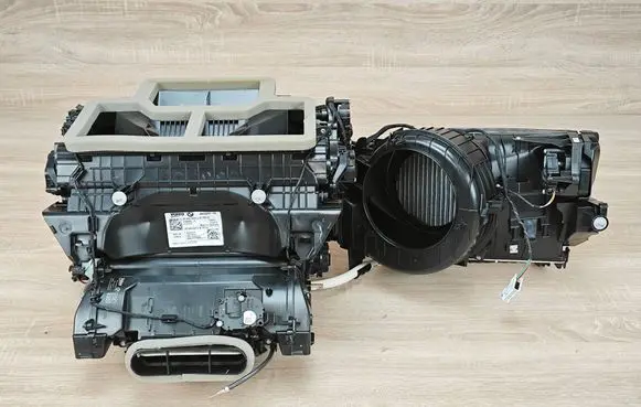 Interior heater climate box assembly