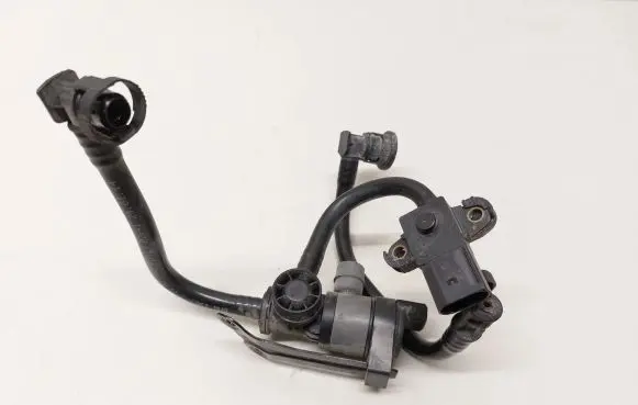 BMW 3 F30 F35 F31 Vacuum line/pipe/hose 760493801 7636155