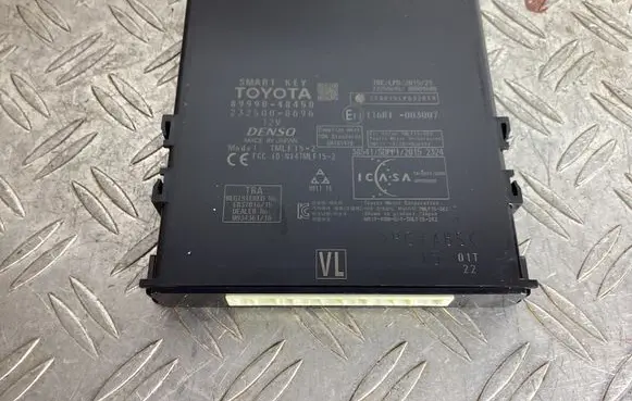 Lexus RX 450H Keyless (KESSY) go control unit/module 8999048450 2325008696