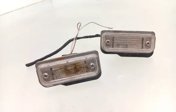 Mercedes-Benz CLS C219 Number plate light A2038200256