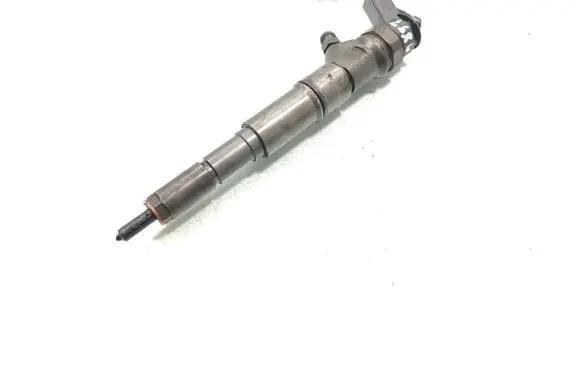 Fuel injector
