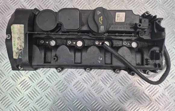 Mercedes-Benz C W204 Rocker cam cover A6460101130