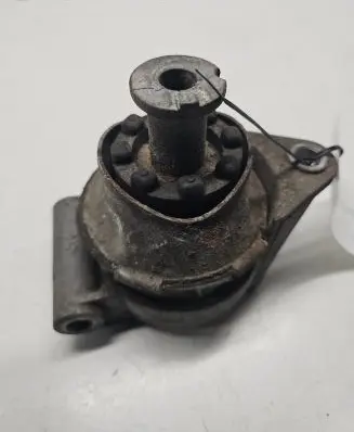 Opel Astra H Engine mount bracket 24427641