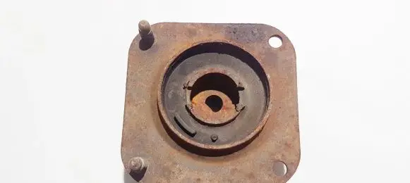 Mazda 626 Coil spring mount 