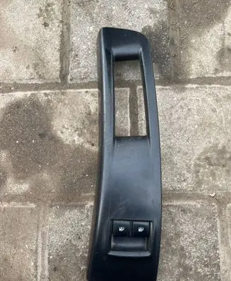 Opel Meriva B Electric window control switch 13266039 466229783