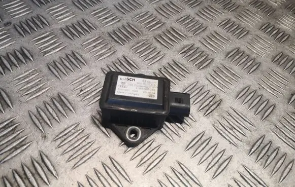 Volkswagen Phaeton Acceleration sensor 8E0907637A