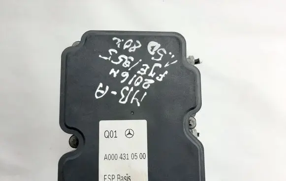 Mercedes-Benz A W176 ABS Pump A0004310500