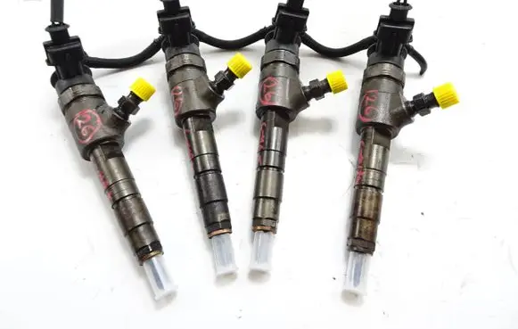 Fuel injector