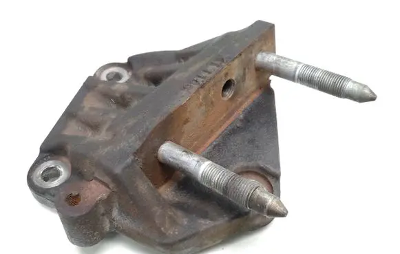 Mitsubishi Outlander Engine mounting bracket K11106