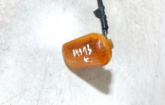 Ford Focus C-MAX Front fender indicator light 2s6a13k354ad 2s6a-13k354-ad