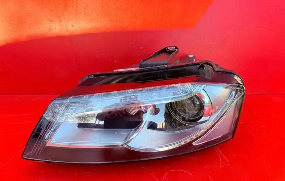 Audi A3 S3 8P Headlight/headlamp 8P0941003