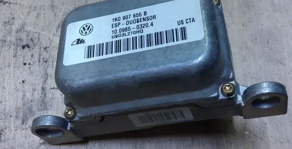 Volkswagen Touran I ESP (stability system) control unit 1K0907655B