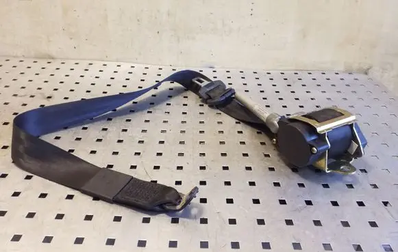 Audi A6 S6 C4 4A Front seatbelt 4A0857706AE