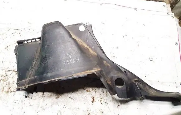 Volkswagen PASSAT B4 Other trunk/boot trim element 3a9867421