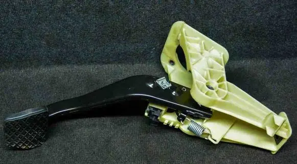 BMW X4 F26 Brake pedal 