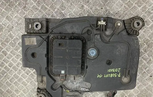 Peugeot 508 AdBlue liquid reservoir 9807394780