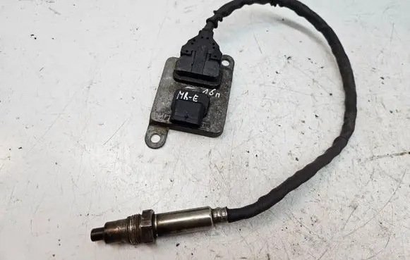 Mercedes-Benz E W212 Lambda probe sensor A0009051412