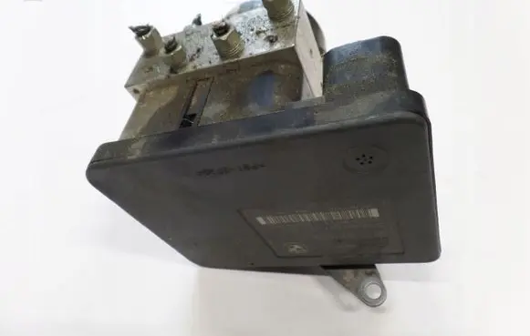 BMW 1 E81 E87 ABS Pump 6776056