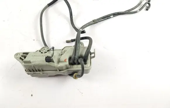 Volvo S90, V90 Vacuum air tank 31339809