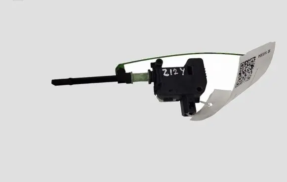 Volvo V70 Fuel tank cap lock motor 86113136