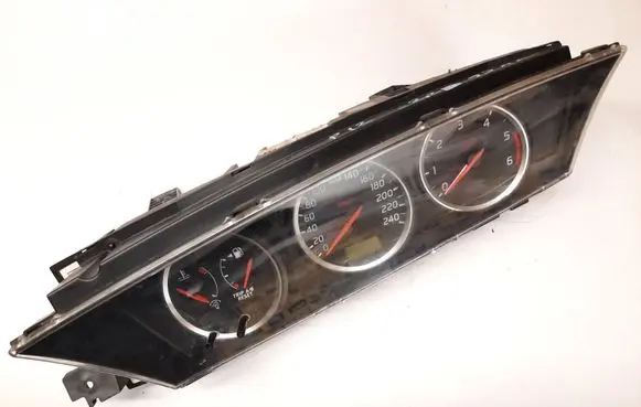 Nissan X-Trail T30 Speedometer (instrument cluster) AV663 2640535