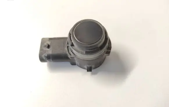 Volkswagen PASSAT B8 Parking PDC sensor 5Q0915275B