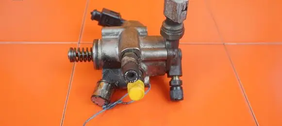 Audi TT TTS Mk2 In-tank fuel pump CDL