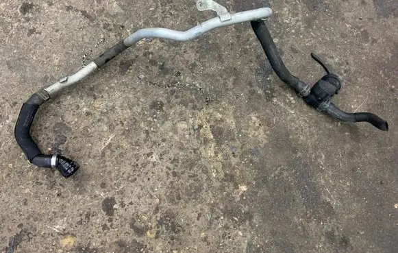 Audi A4 S4 B8 8K Engine coolant pipe/hose 8K0819377J