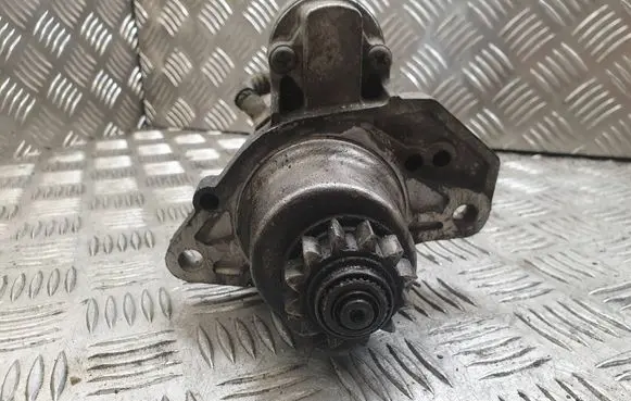 Nissan Almera Tino Starter motor 23300BN301