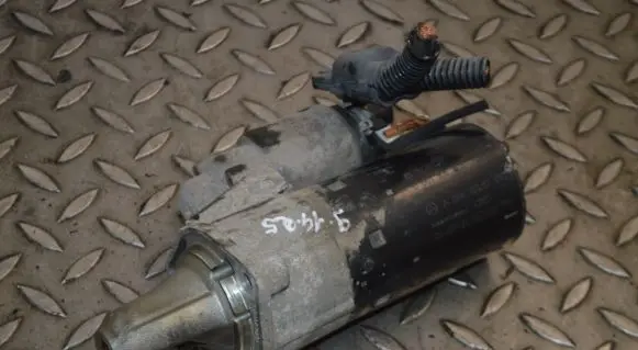 Mercedes-Benz CLS C219 Starter motor A0061510501