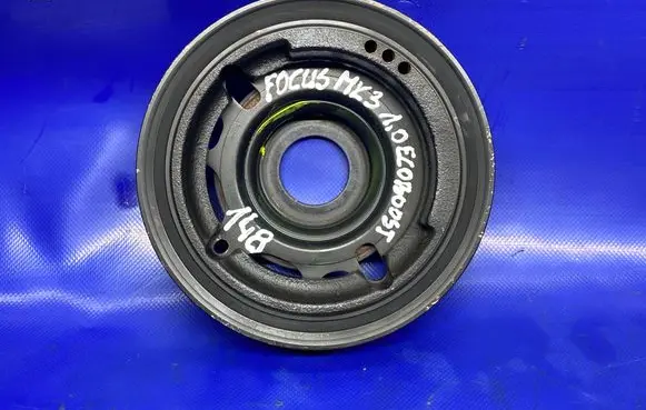 Ford Focus Crankshaft pulley CM5G6316GC