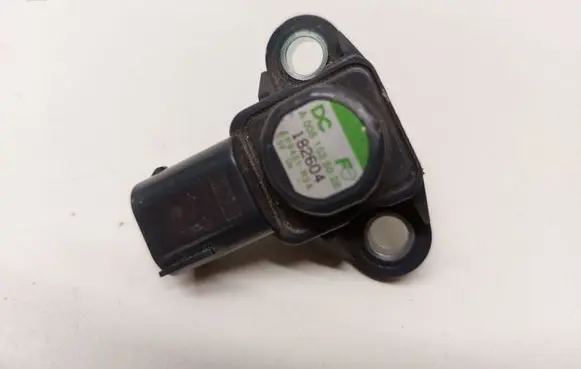Mercedes-Benz GLA W156 X156 Turbo air boost pressure sensor A0051535028