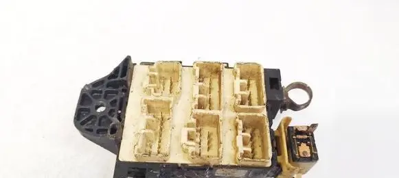 Toyota Avensis Verso Fuse box set