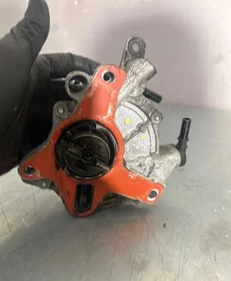 Ford Kuga I Vacuum pump 9673836180 7021390500 10T1081259
