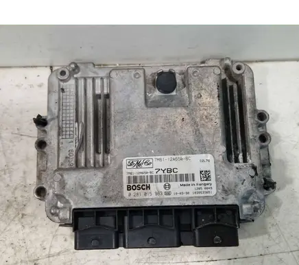 Mazda 3 I Engine control unit/module 0281015963 7M6112A650BC