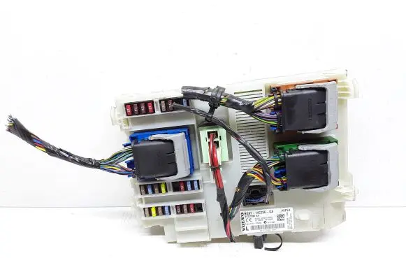 Volvo V60 Fuse module 31327996 31327996AA BG9T14C256GA