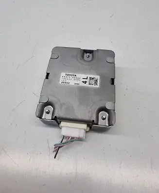 Toyota RAV 4 (XA50) Other control units/modules 8657242040