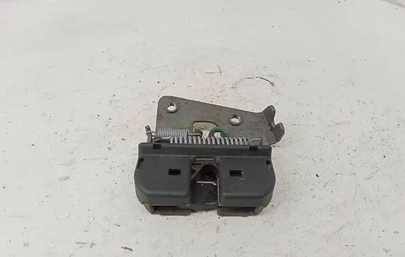BMW 5 E60 E61 Seat back rest lock catch 7112853