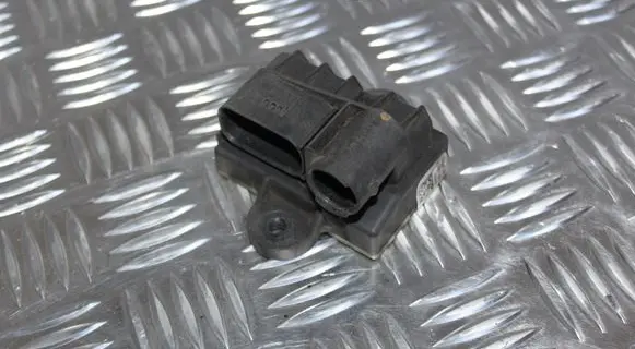 Mercedes-Benz Sprinter W906 Glow plug pre-heat relay A6519001300
