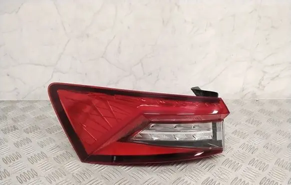 Skoda Octavia Mk3 (5E) Rear/tail lights 565945207A