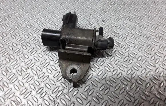 Nissan Prairie Turbo solenoid valve K5T46673