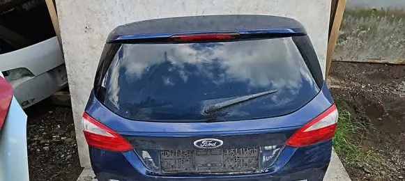 Ford Focus Tailgate/trunk/boot lid 
