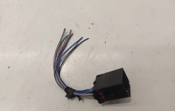 Volkswagen Golf VII Other wiring loom 4F0972575