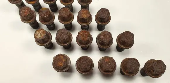 Mercedes-Benz E W212 Nuts/bolts 