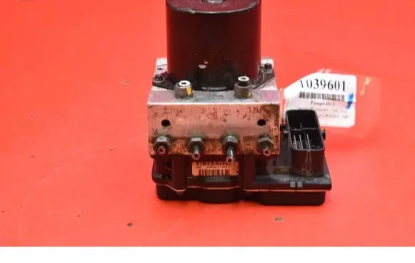 Skoda Roomster (5J) ABS Pump 6R0614517B