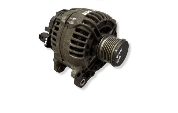 Volkswagen Golf VI Generator/alternator 03L903023 0124525187
